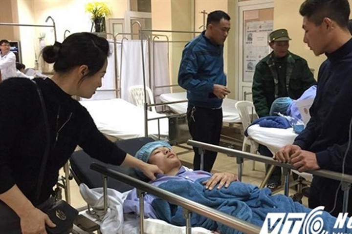 Hành khách sống sót kể phút xe gặp nạn khi đi lễ chùa ở Quảng Ninh