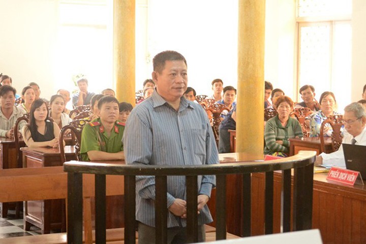 Xét xử nguyên Trung tá Công an Campuchia dùng súng bắn chết người