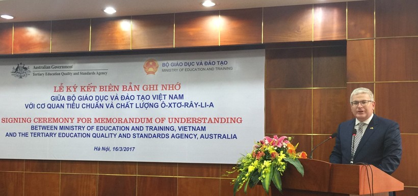 Đại sứ Australia tại Việt Nam Craig Chittick  phát biểu tại Hội thảo