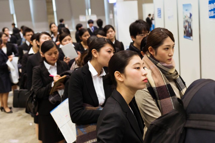 Nhật Bản: 7 doanh nghiệp tranh nhau 1 ứng viên