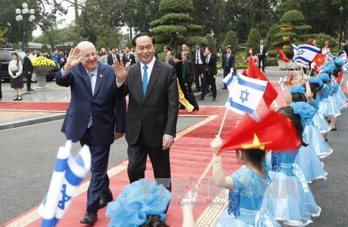 Lễ đón chính thức Tổng thống Israel Reuven R.Rivlin và Phu nhân thăm cấp Nhà nước tới Việt Nam. Ảnh TTXVN