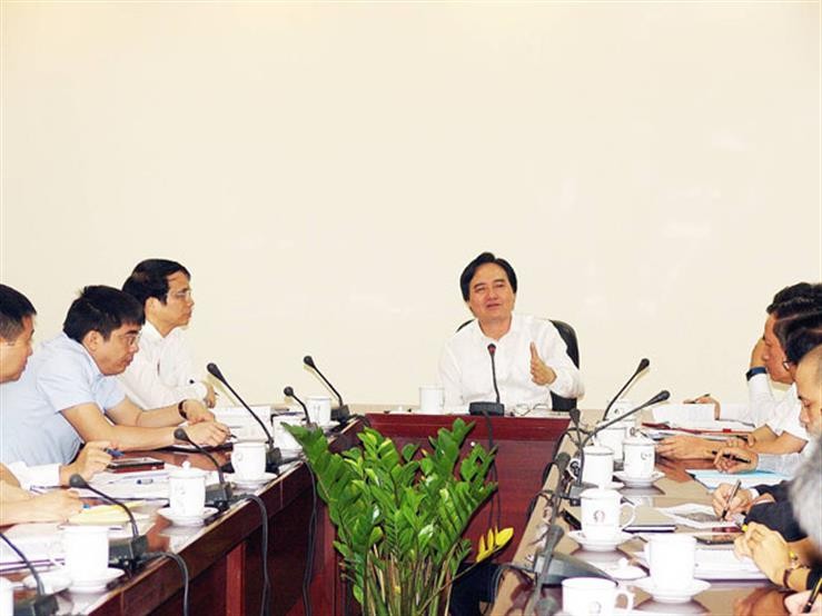 Bộ trưởng Phùng Xuân Nhạ chủ trì buổi làm việc với Đại học Đà Nẵng