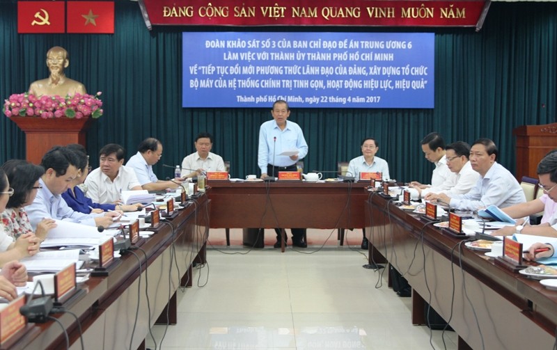 Phó Thủ tướng Thường trực Chính phủ Trương Hòa Bình phát biểu tại buổi làm việc. Ảnh VGP/Mạnh Hùng