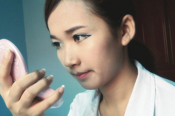 Sinh viên Trung Quốc chen nhau phẫu thuật thẩm mỹ để tìm việc