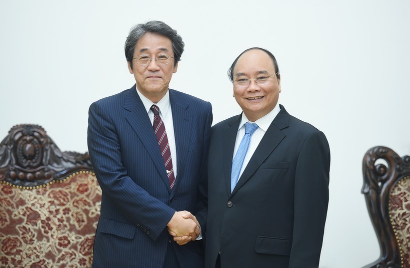 Thủ tướng Nguyễn Xuân Phúc tiếp Đại sứ Nhật Bản tại Việt Nam Kunio Umeda. Ảnh: VGP/Quang Hiếu