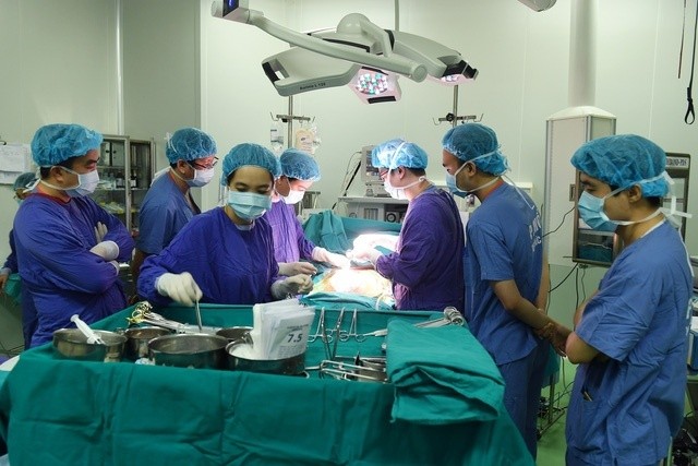 Ca phẫu thuật ghép tạng thành công giữa bệnh nhân chết não ở Hà Nội và bệnh nhân tại Huế mới đây   