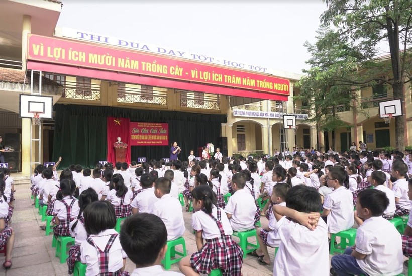 Gần 1.000 học sinh Trường Tiểu học Trung Sơn Trầm tham gia "Sân chơi cuối tuần tháng 5"