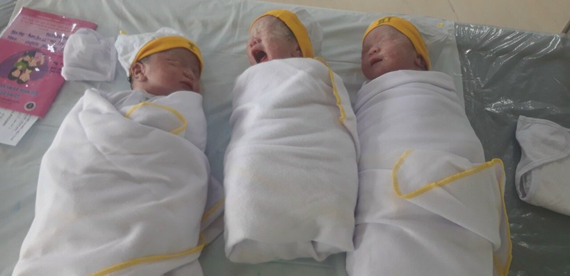 Ca sinh 3: 2 bé trai, 1 bé gái của sản phụ ở An Giang sau 8 năm hiếm muộn.