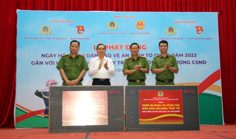 Công an Kiên Giang phát động Ngày toàn dân bảo vệ ANTQ.