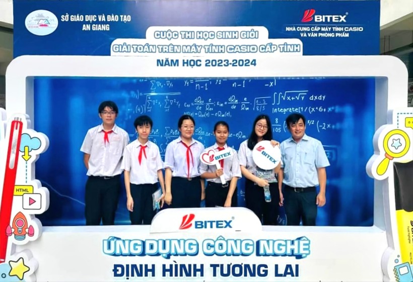 An Giang tổ chức Cuộc thi chọn HSG giải toán trên máy tính cầm tay.