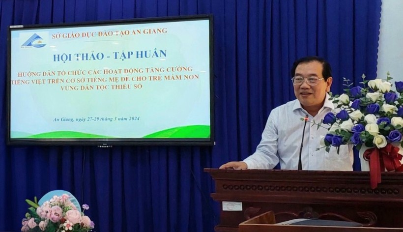 Ông Võ Bình Thư - Phó Giám đốc Sở GD&ĐT An Giang phát biểu khai mạc Hội thảo.