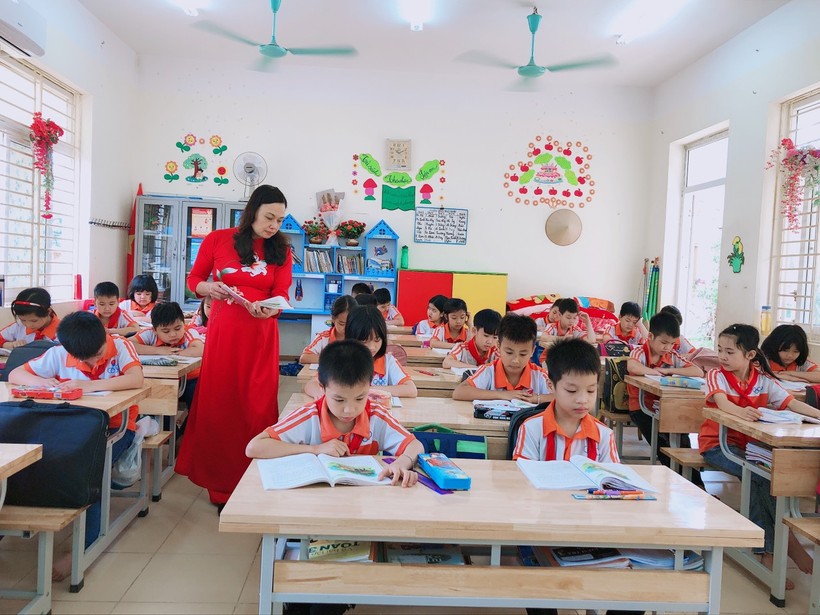 Một giờ học của cô và trờ Trường Tiểu học Tam Hợp, huyện Bình Xuyên, Vĩnh Phúc