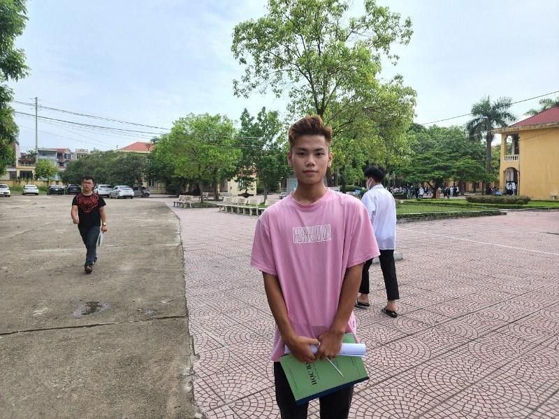 Thí sinh Nguyễn Bá Hảo tự tin với bài thi Ngoại Ngữ