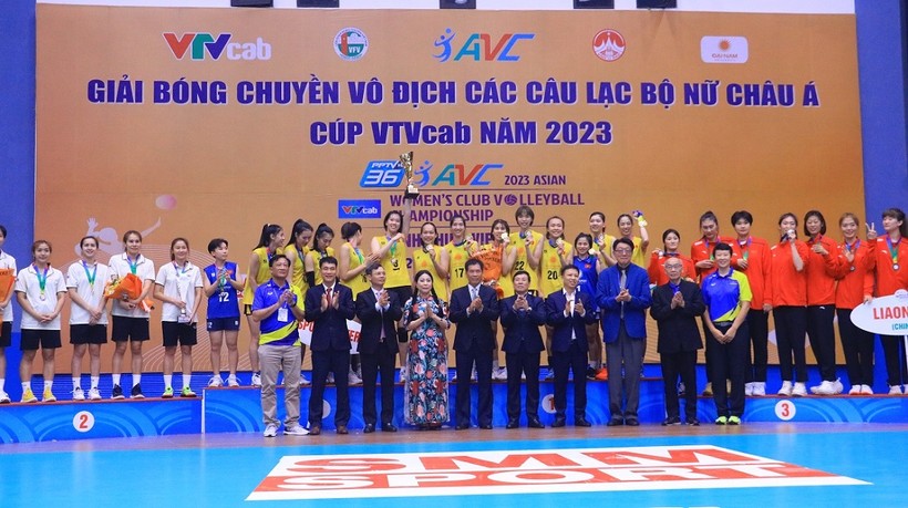 Sport Center 1 Việt Nam giành huy chương Vàng Giải bóng chuyền vô địch CLB nữ châu Á