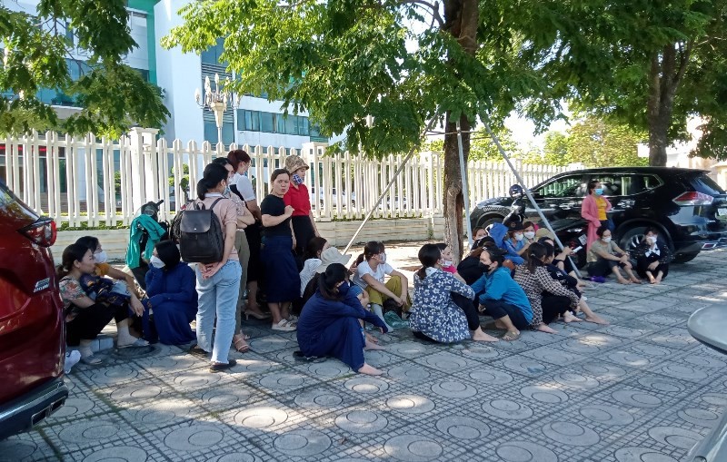 Giáo viên mầm non hợp đồng đến UBND tỉnh Phú Thọ kiến nghị