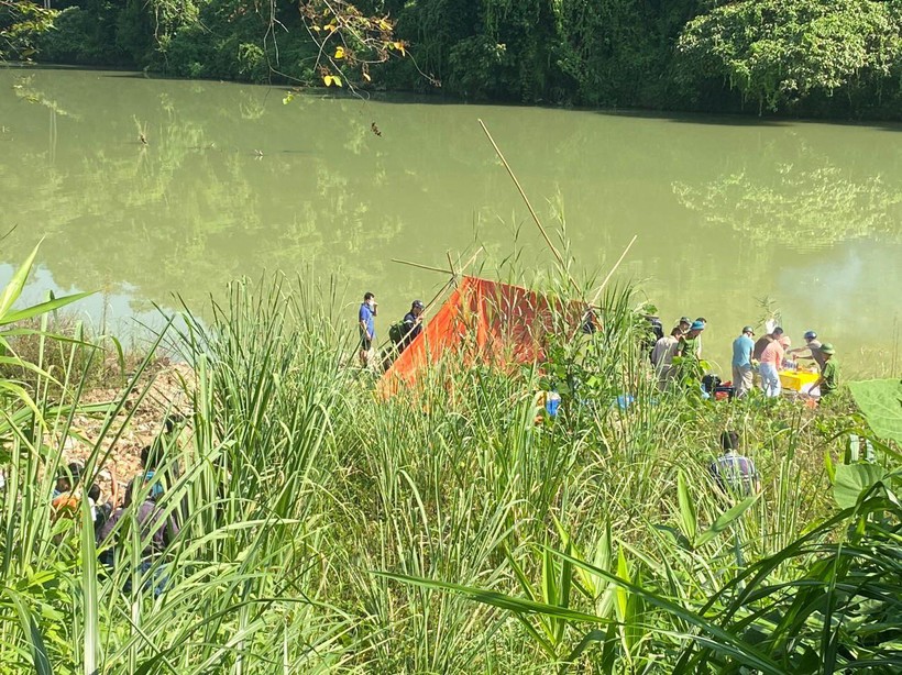 Tìm thấy thi thể người phụ nữ nghi nhảy cầu ở Hà Giang