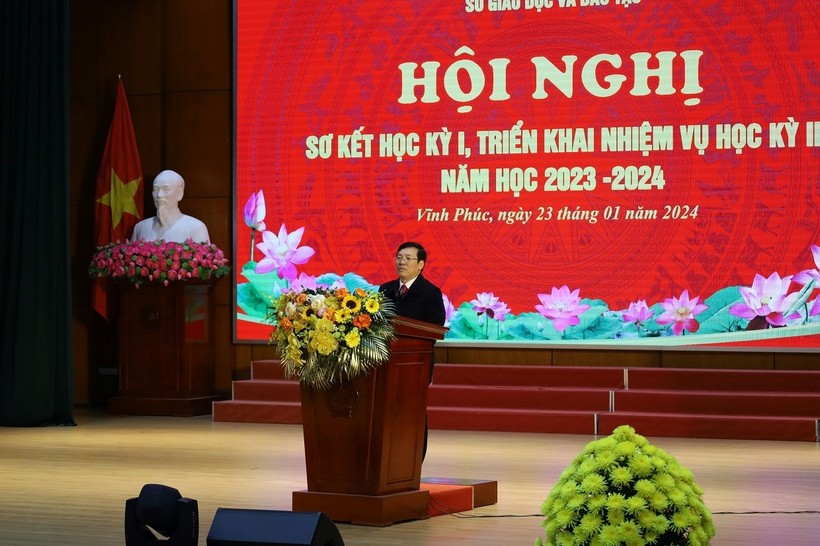 Chủ tịch UBND tỉnh Vĩnh Phúc Lê Duy Thành phát biểu tại hội nghị.