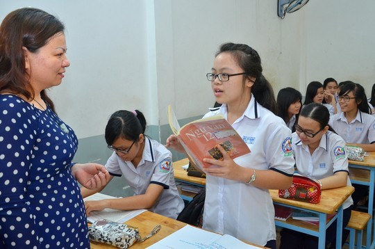 Kinh nghiệm dạy văn học trung đại Việt Nam