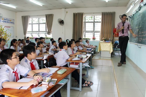 Thái Bình: Khuyến khích trường có điều kiện thí điểm dạy song ngữ tiếng Anh