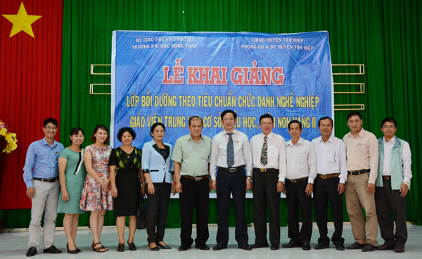 Khai giảng các lớp bồi dưỡng theo tiêu chuẩn chức danh nghề nghiệp giáo viên mầm non, tiểu học, THCS hạng II của huyện Tân Hiệp, tỉnh Kiên Giang