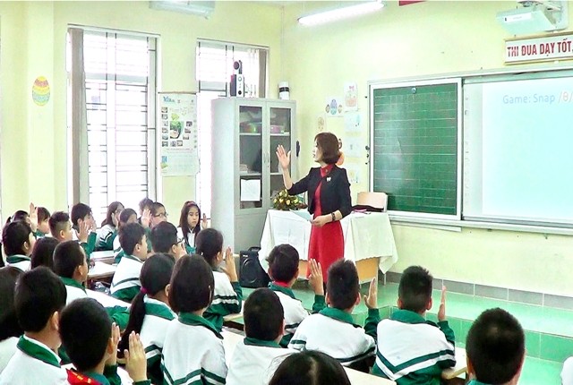Quan niệm "dạy học là sáng tạo không ngừng", cô Nguyễn Thị Thu Thủy luôn hết mình trong mỗi bài giảng