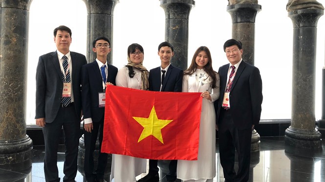 Đội tuyển học sinh Việt Nam xuất sắc giành 4 huy chương Olympic sinh học quốc tế. Ảnh Bộ GD&ĐT cung cấp