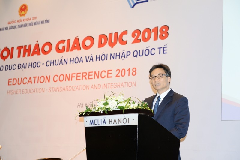 Phó Thủ tướng Vũ Đức Đam phát biểu tại Hội thảo Giáo dục 2018: Giáo dục đại học – chuẩn hóa và hội nhập, diễn ra ngày 17/8 tại Hà Nội.