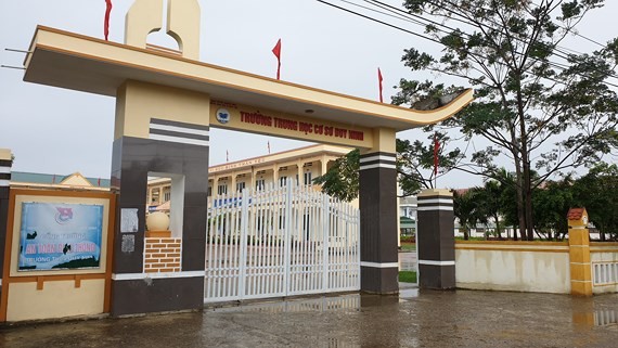 Trường THCS Duy Ninh nơi cháu N. bị cô T. bắt chịu phạt 231 cái tát. Ảnh: SGGP