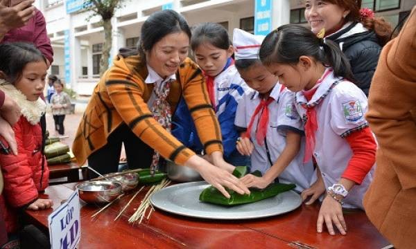 Phú Yên: quan tâm lương, thưởng cho giáo viên dịp Tết