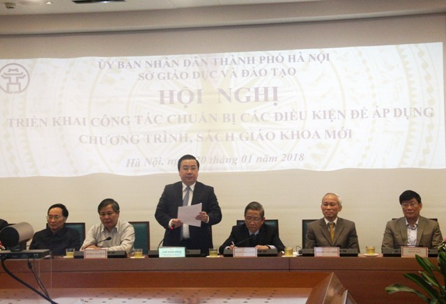 Ông Chử Xuân Dũng – Giám đốc Sở GD&ĐT Hà Nội phát biểu khai mạc hội nghị.