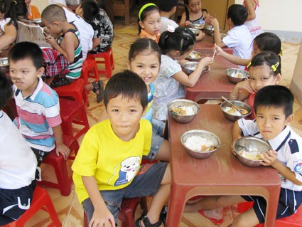 Sơn La: Tăng cường cải thiện dinh dưỡng cho học sinh