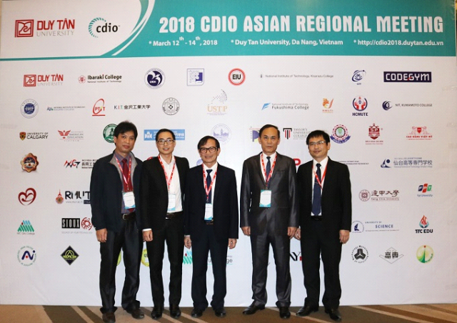Đoàn công tác của Trường Đại học Vinh tham dự Hội nghị vùng CDIO tại Đà Nẵng
