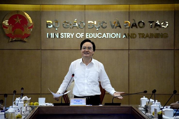 Bộ trưởng Bộ GD&ĐT Phùng Xuân Nhạ phát biểu kết luận Tọa đàm