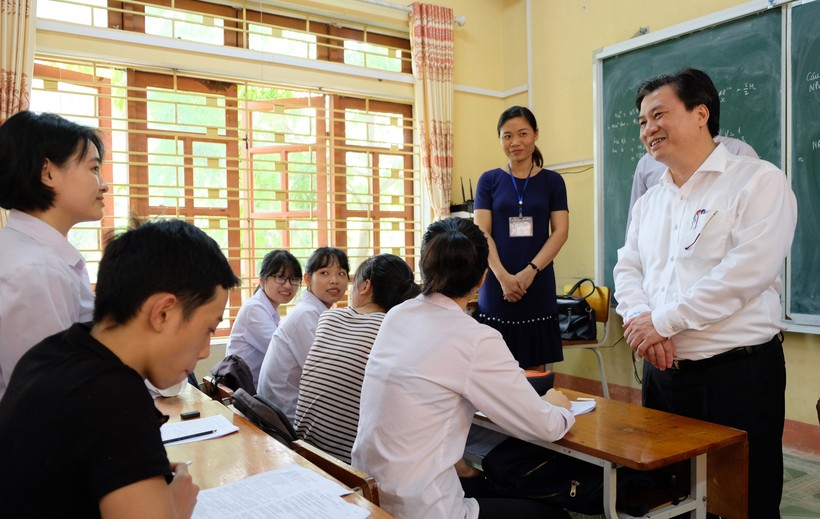 Thứ trưởng Bộ GD&ĐT  Nguyễn Hữu Độ lưu ý thí sinh  trước Kỳ thi THPT quốc gia 2019