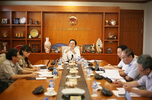  Bộ trưởng Bộ GD&ĐT Phùng Xuân Nhạ chủ trì họp rà soát lại công tác chuẩn bị kỳ thi THPT quốc gia năm 2019.
