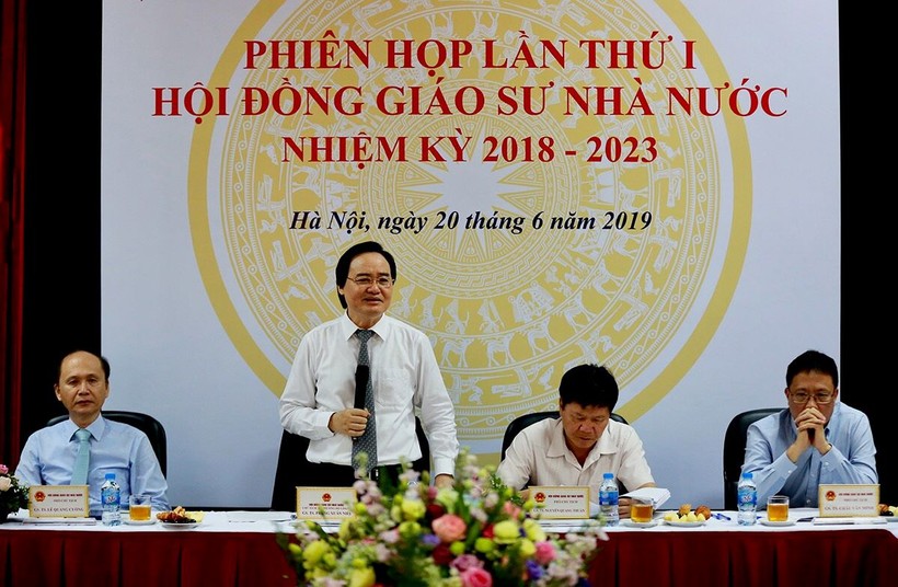 Bộ trưởng Phùng Xuân Nhạ, Chủ tịch Hội đồng GS nhà nước chủ trì phiên họp đầu tiên của Hội đồng GS nhà nước nhiệm kỳ 2018-2023