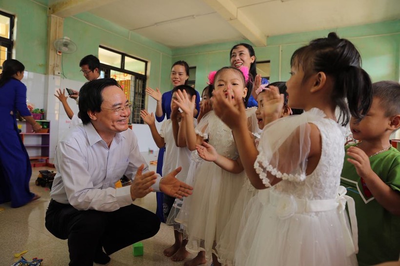 Bộ trưởng Bộ GD&ĐT Phùng Xuân Nhạ phụ trách thêm lĩnh vực Giáo dục mầm non...