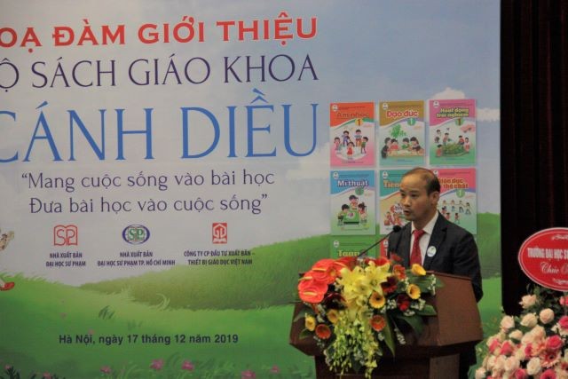 PGS.TS Nguyễn Bá Cường – Giám đốc Nhà xuất bản ĐH Sư phạm - phát biểu.