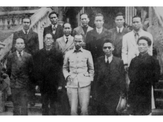 Hiện vật quý hiếm trong mốc son lịch sử 90 năm Đảng Cộng sản Việt Nam
