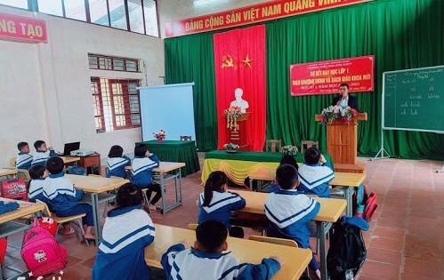 Hội nghị sơ kết dạy học lớp 1 theo chương trình GDPT mới 2018 tại trường Tiểu học Sơn Long, Hương Sơn, Hà Tĩnh. Ảnh: website nhà trường