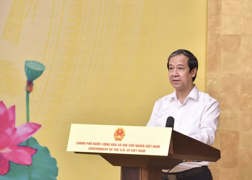 Bộ trưởng Bộ GD&ĐT Nguyễn Kim Sơn phát biểu tại lễ phát động.