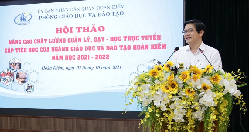 Ông Thái Văn Tài, Vụ trưởng Vụ Giáo dục Tiểu học (Bộ GD&ĐT) phát biểu tại hội thảo.