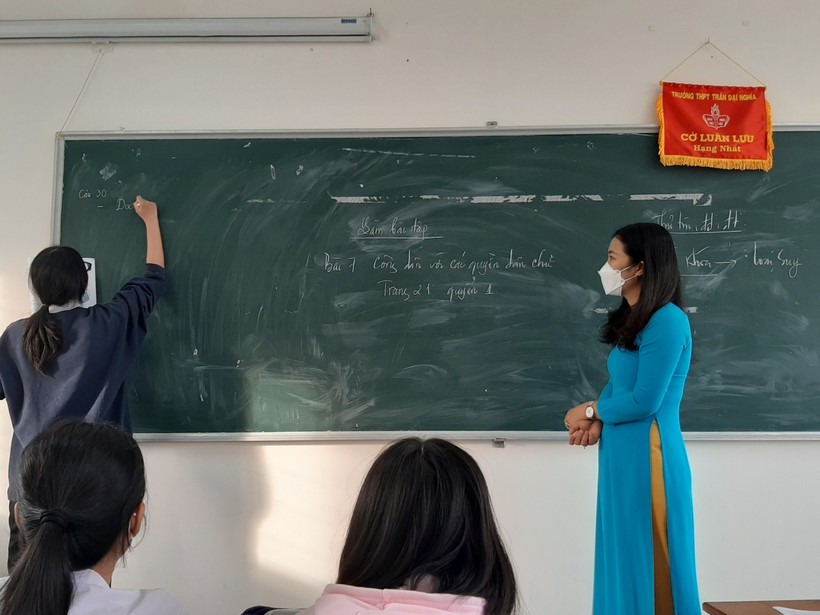 Thầy trò Trường THPT Trần Đại Nghĩa, Cần Thơ, trong giờ học.