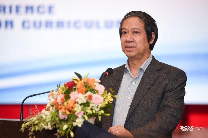 Bộ trưởng Bộ GD&ĐT Nguyễn Kim Sơn phát biểu khai mạc hội thảo.