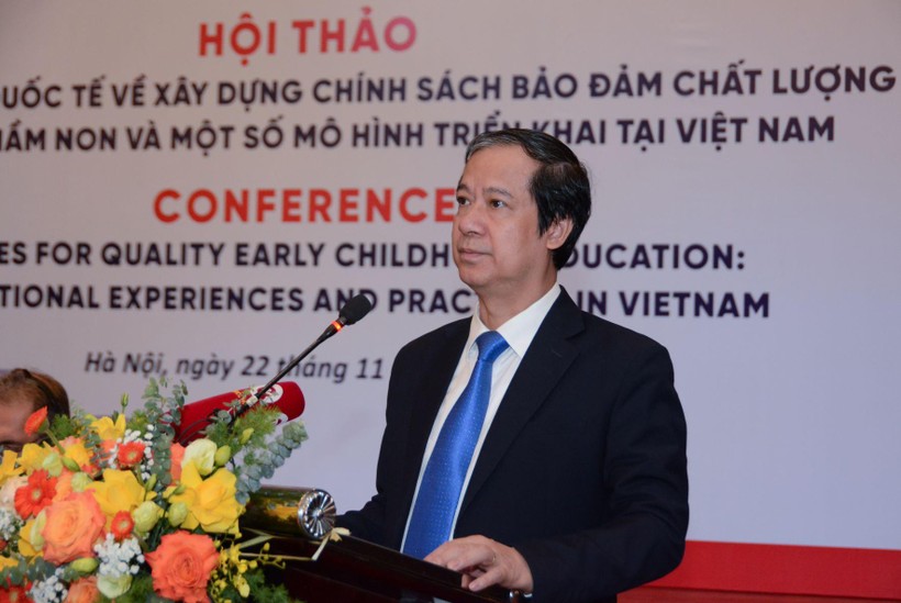 Bộ trưởng Bộ GD&ĐT Nguyễn Kim Sơn phát biểu tại Hội thảo.