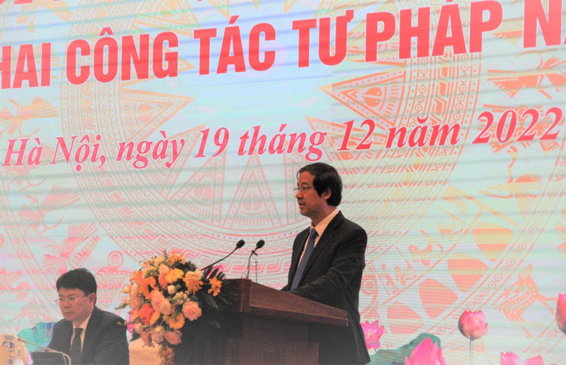 Bộ trưởng Bộ GD&ĐT Nguyễn Kim Sơn phát biểu tại Hội nghị toàn quốc triển khai công tác tư pháp năm 2023.