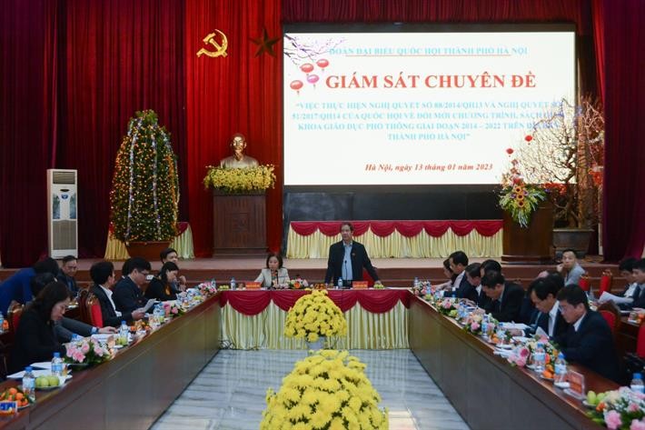 Bộ trưởng Nguyễn Kim Sơn phát biểu tại giám sát chuyên đề việc thực hiện Nghị quyết 88/2014/QH13 và Nghị quyết 51/2017/QH14 về đổi mới chương trình, SGK giáo dục phổ thông giai đoạn 2014-2022 tại huyện Ứng Hoà.
