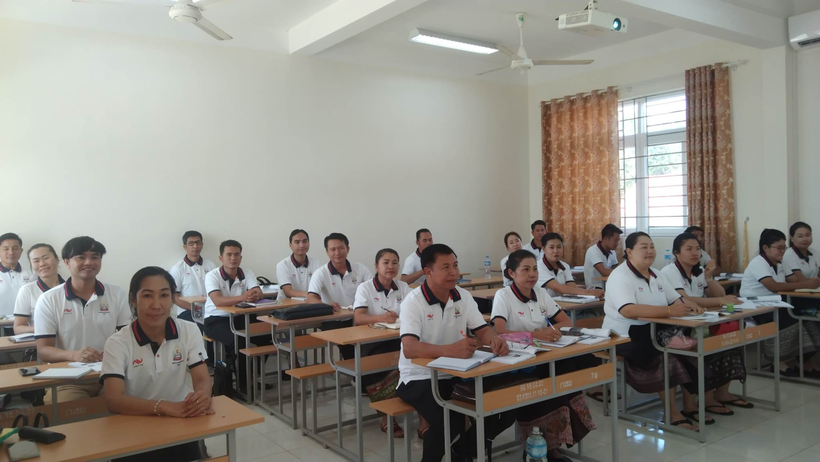 Các học viên tham gia lớp học Tiếng Việt ngắn hạn tại Trường ĐH Champasak (Lào).