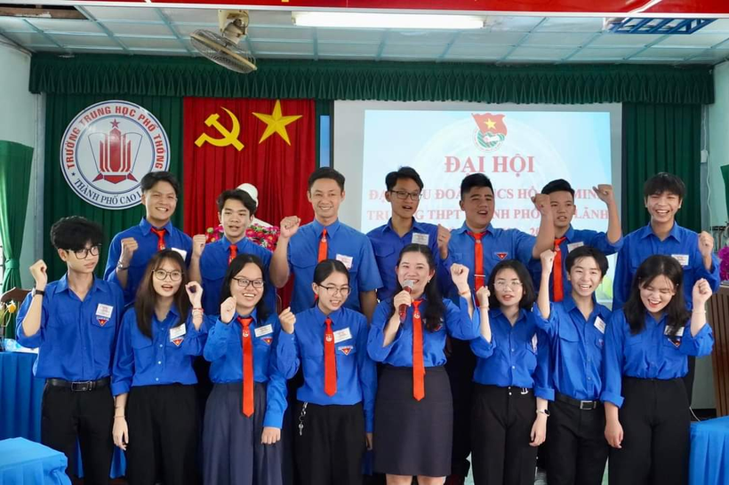 Ban chấp hành Đoàn Trường THPT TP Cao Lãnh, Đồng Tháp nhiệm kỳ 2022 - 2023. 