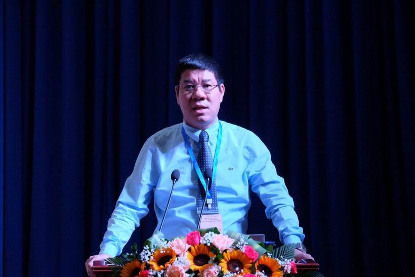 PGS.TS Huỳnh Văn Chương lưu ý trong chuẩn bị, tổ chức Kỳ thi tốt nghiệp THPT năm 2023 tại Hội nghị tổ chức tại Đà Nẵng ngày 17/4.